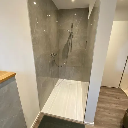 Schoen, Praktisch & Zentrale Lage Apartment *